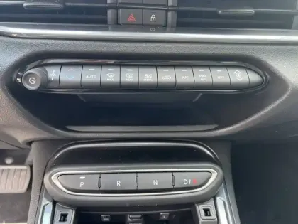 Photo 8 Fiat 600 e 54 kWh 156 ch