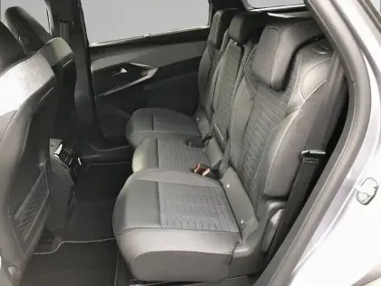 Photo 32 Peugeot 5008  Hybrid 145 e-DCS6
