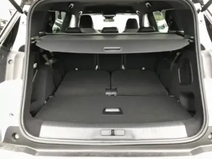 Photo 26 Peugeot 5008  Hybrid 145 e-DCS6
