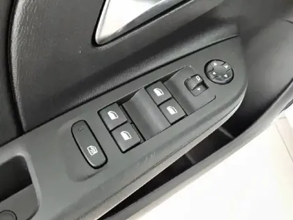 Photo 46 Opel Corsa  1.2 Turbo 100 ch BVA8