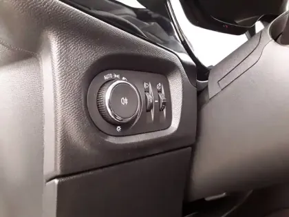 Photo 45 Opel Corsa  1.2 Turbo 100 ch BVA8