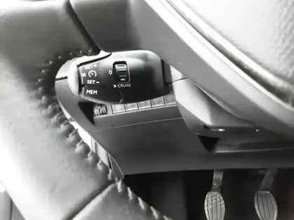 Photo 40 Peugeot 208  PureTech 75 S&S BVM5