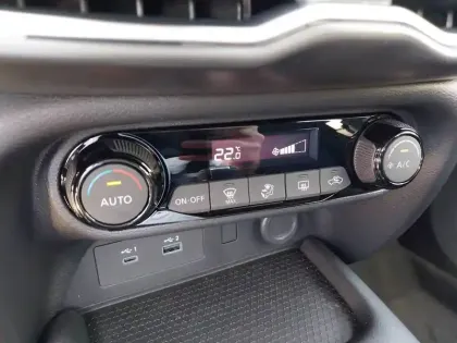 Photo 13 Nissan Juke  HYBRID 143