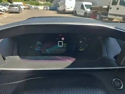 Photo 11 Peugeot 208  Electrique 50 kWh 136ch