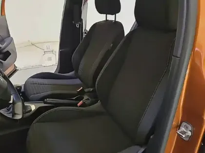 Photo 40 Peugeot 2008  PureTech 100 S&S BVM6