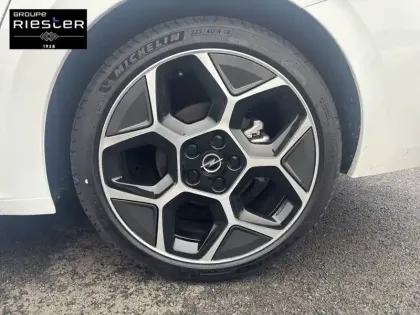 Photo 10 Opel Astra  Sports Tourer 1.2 Turbo Hybride 136 ch e-DCT6