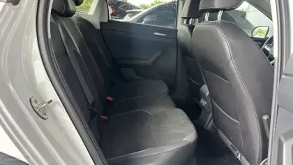 Photo 9 Volkswagen Taigo  1.0 TSI 110 DSG7