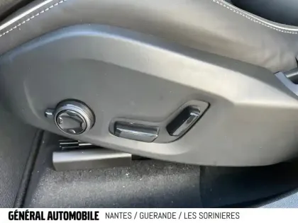 Photo 13 Volvo XC60  T6 AWD Hybride rechargeable 253 ch+145 ch Geartronic 8
