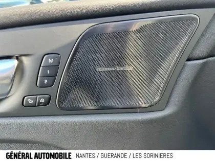 Photo 14 Volvo XC60  T6 AWD Hybride rechargeable 253 ch+145 ch Geartronic 8