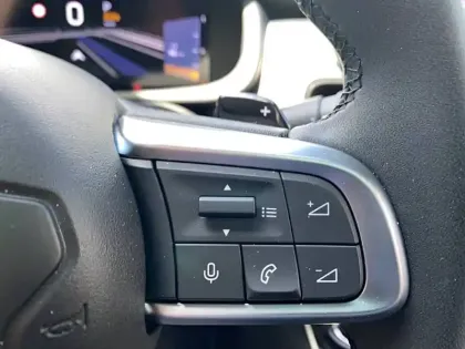 Photo 24 Jeep Avenger  1.2 Turbo T3 145 ch e-Hybrid BVR6 4xe