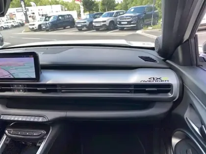 Photo 32 Jeep Avenger  1.2 Turbo T3 145 ch e-Hybrid BVR6 4xe