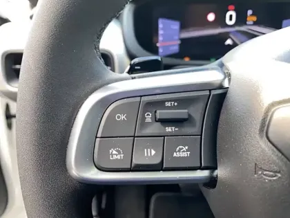 Photo 25 Jeep Avenger  1.2 Turbo T3 145 ch e-Hybrid BVR6 4xe