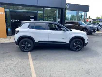 Photo 9 Jeep Avenger  1.2 Turbo T3 145 ch e-Hybrid BVR6 4xe