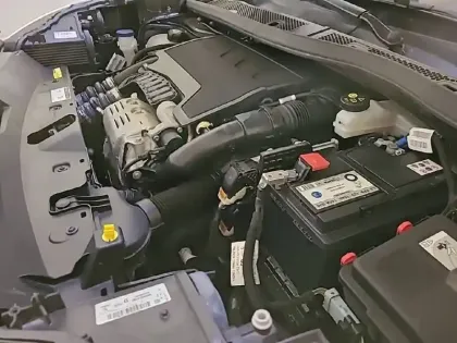 Photo 14 Peugeot 2008  PureTech 130 S&S BVM6