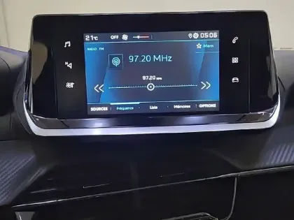 Photo 18 Peugeot 2008  PureTech 130 S&S BVM6