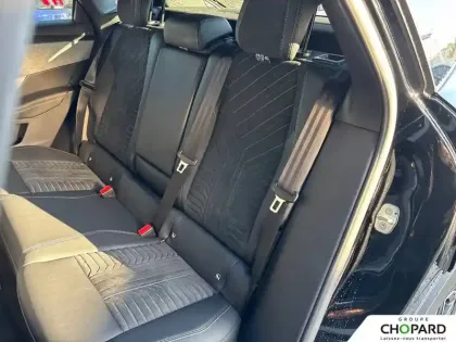 Photo 44 Peugeot 3008  Hybrid 145 e-DCS6