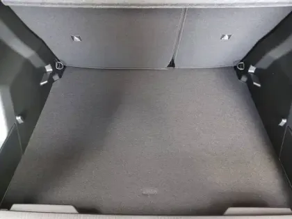 Photo 8 Peugeot 2008  Hybrid 136 e-DCS6