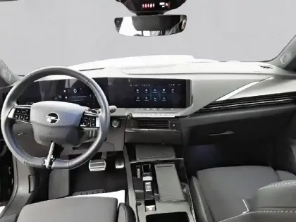 Photo 31 Opel Astra  1.2 Turbo 130 ch BVA8