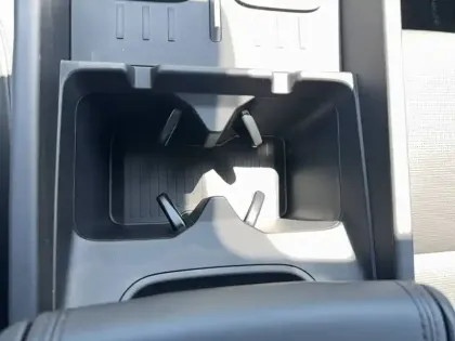 Photo 123 Hyundai Santa  Fe 1.6 T-GDi Plug-in 253 HTRAC BVA6