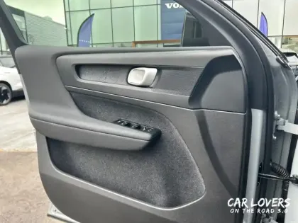 Photo 22 Volvo C40 E Single Extended Range 252 ch 1EDT