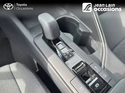 Photo 12 Toyota C-HR  Hybride 140