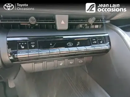 Photo 13 Toyota C-HR  Hybride 140