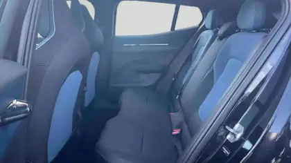 Photo 38 Volvo Ex30  Single Extended Range 272 ch 1EDT