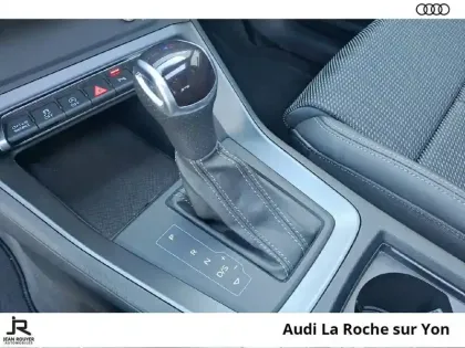 Photo 48 Audi Q3  35 TFSI 150 ch S tronic 7