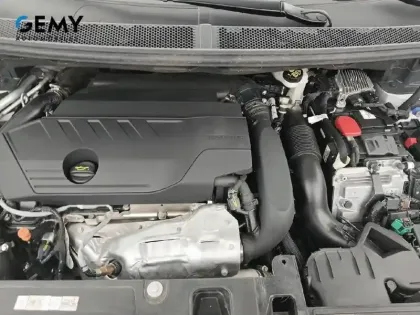 Photo 15 Peugeot 3008  Hybrid 225 e-EAT8