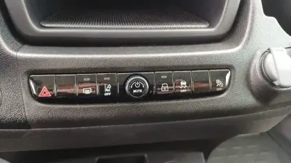 Photo 39 Citroën Jumper  FOURGON TOLE 33 L3H2 140 S&S BVM6