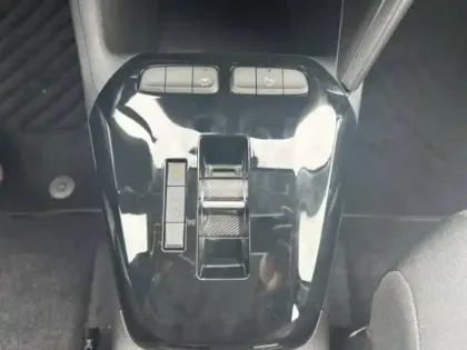 Photo 8 Opel Corsa  Electrique 136 ch & Batterie 50 kWh