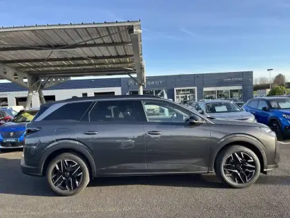 Photo 42 Peugeot 5008  Hybrid 136 e-DCS6