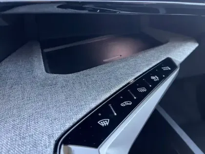 Photo 66 Peugeot 5008  Hybrid 136 e-DCS6