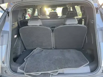 Photo 13 Peugeot 5008  Hybrid 136 e-DCS6