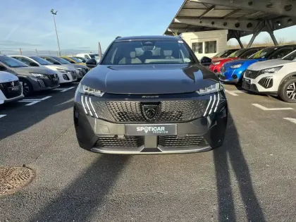 Photo 40 Peugeot 5008  Hybrid 136 e-DCS6