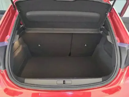 Photo 37 Peugeot 208  PureTech 100 S&S BVM6