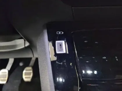 Photo 60 Peugeot 208  PureTech 100 S&S BVM6