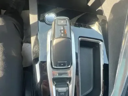 Photo 23 Peugeot 3008  BlueHDi 180ch S&S EAT8 GT