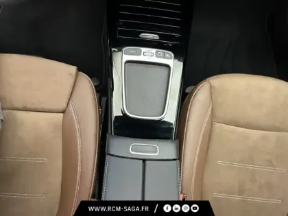 Photo 15 Mercedes Classe A 200 d AMG Line