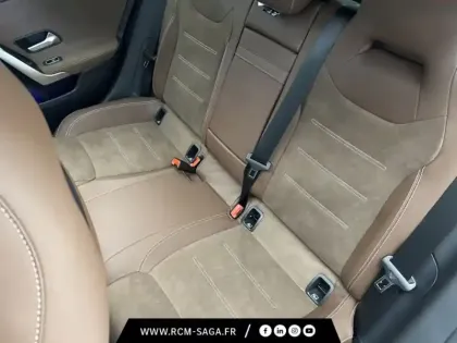 Photo 14 Mercedes Classe A 200 d AMG Line