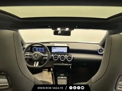 Photo 8 Mercedes Classe A 180 d AMG Line