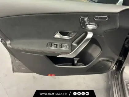 Photo 17 Mercedes Classe A 180 d AMG Line