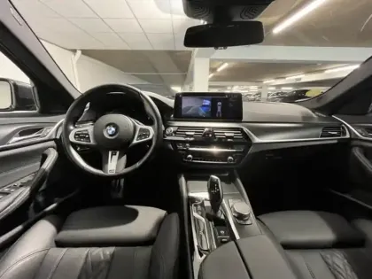 Photo 4 BMW Serie 5 Série 5 Touring 530dA xDrive 286ch M Sport Steptronic