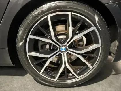 Photo 7 BMW Serie 5 Série 5 Touring 530dA xDrive 286ch M Sport Steptronic