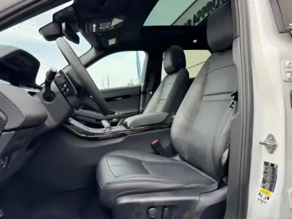 Photo 7 Land rover Range Rover  Evoque 1.5 P270e PHEV 269ch Dynamic SE