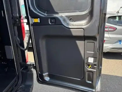 Photo 9 Ford Transit  2T Fg E390 L2H2 184CH 68 kWh Trend