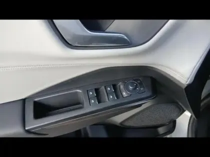 Photo 14 Ford Puma  Gen-E 168ch Standard Range 43 kWh Premium