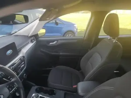 Photo 6 Ford Kuga  2.5 Duratec 190ch FHEV E85 ST-Line BVA