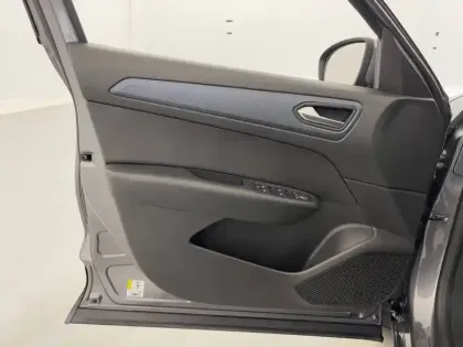 Photo 10 Renault Arkana  mild hybrid 140 EDC FAP - 22