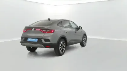Photo 4 Renault Arkana  mild hybrid 140 EDC FAP - 22